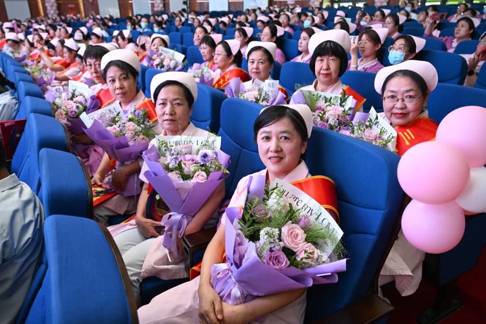 呼和浩特：迎接国际护士节 致敬白衣天使